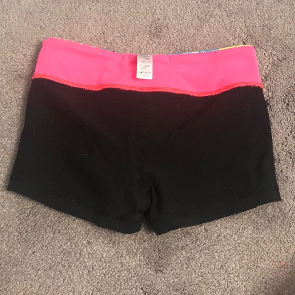 Ivivva booty shorts - Picture 4 of 4